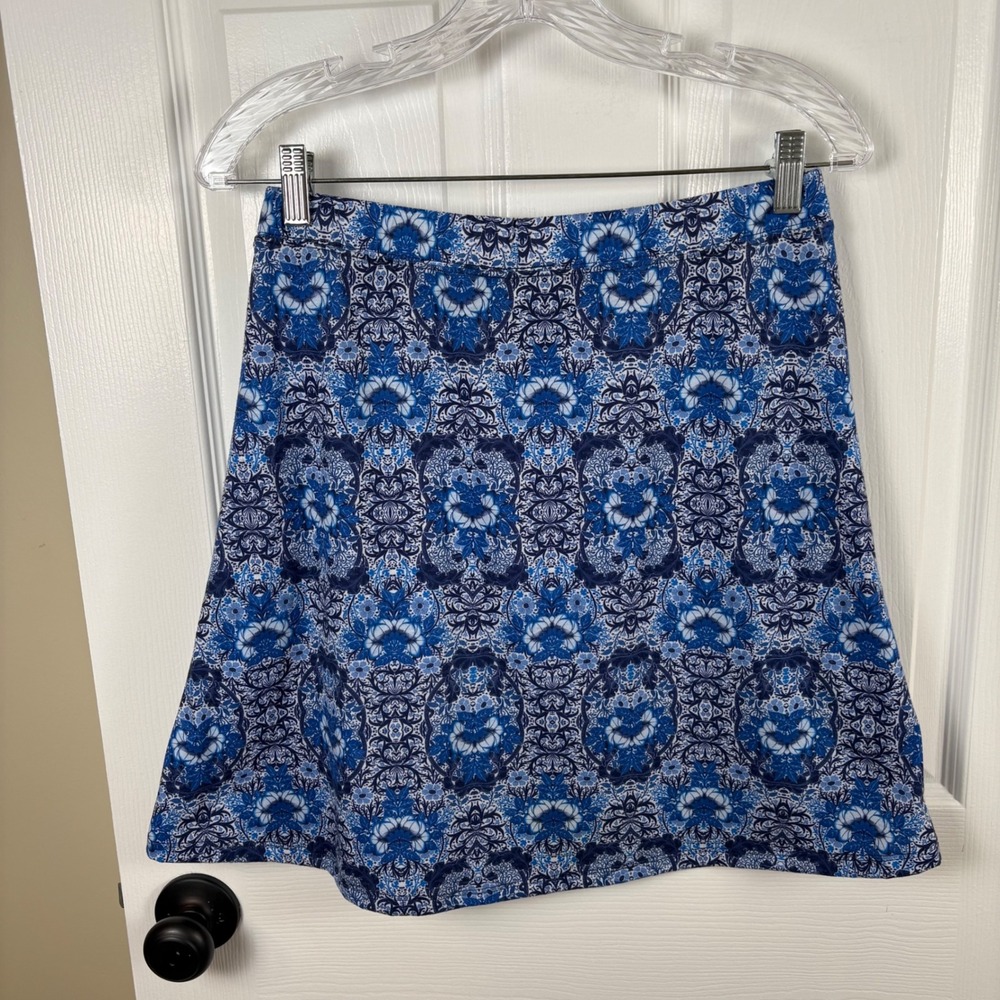 Ojai Skirt Size M Blue Damask Floral A-Line Mini Stretch Boho Coastal Travel - Picture 6 of 6